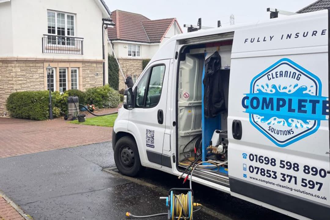 Complete Cleaning Solutions - image 1